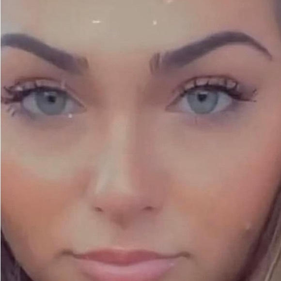 Meet your Posher, Sheila - Picture 7 of 14